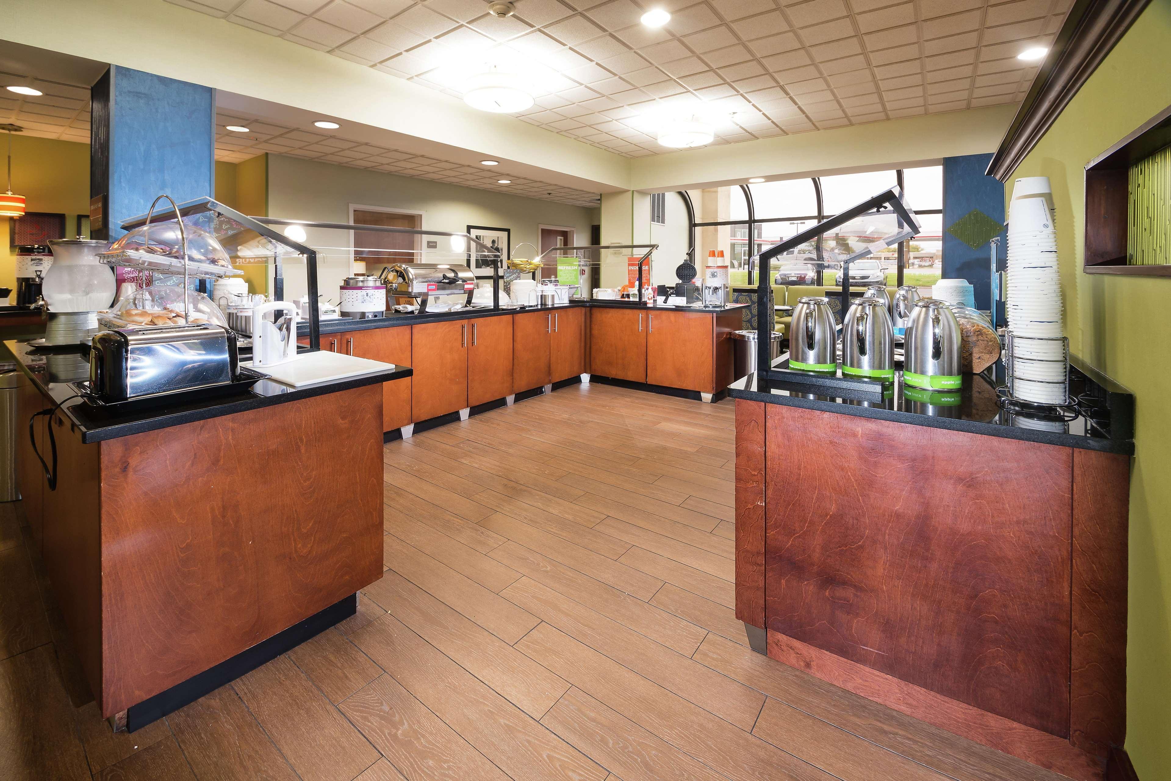 Hampton Inn Tulsa/Броукън Ароу Екстериор снимка